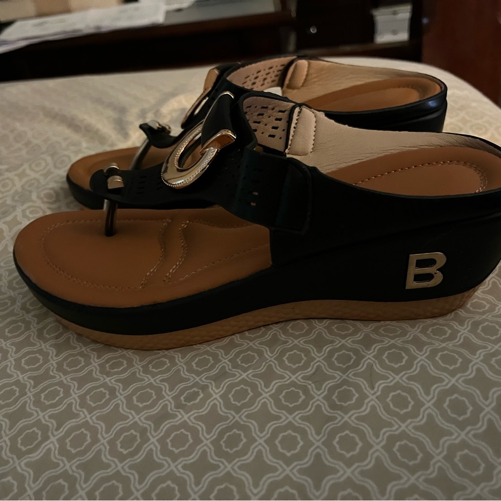 Black and Tan Women's Sandals